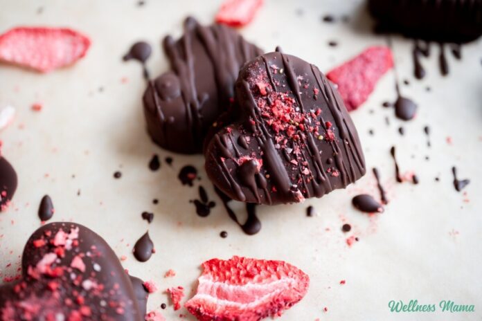 Bite-Size-Chocolate-Covered-Raspberry-Bites.jpg